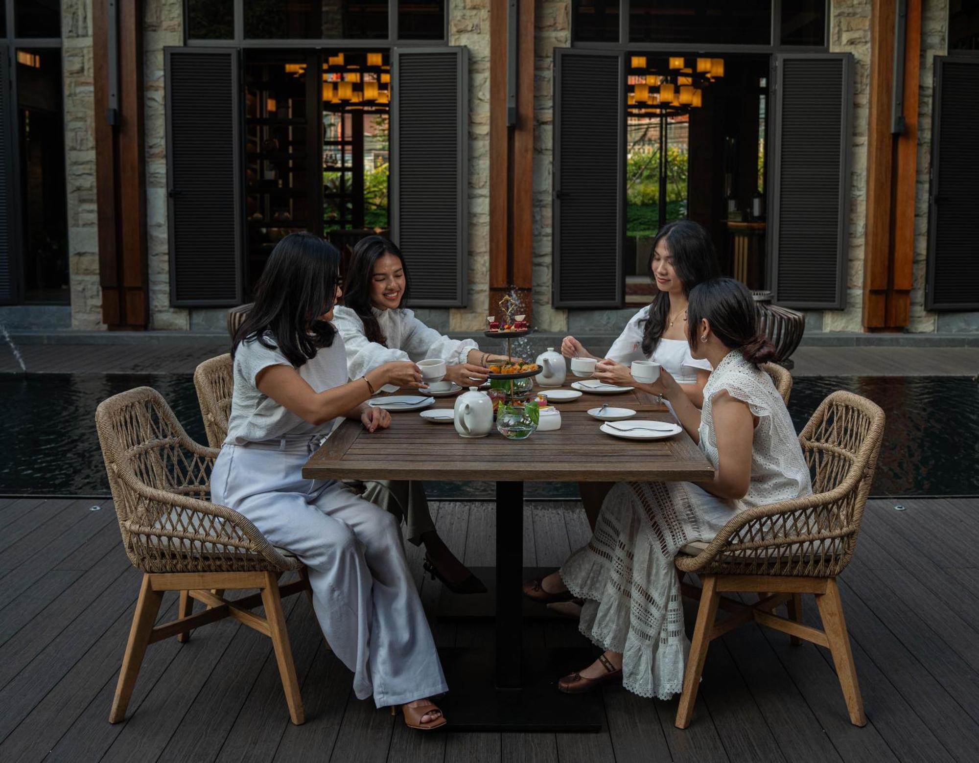 วิลลา ปุนจะก์ บาย ปลาตารัน Villa Sampal ภายนอก รูปภาพ